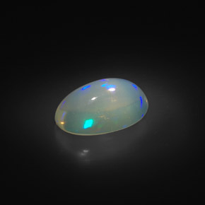 Opala multicolorido natural 2,00ct, corte oval, transparente