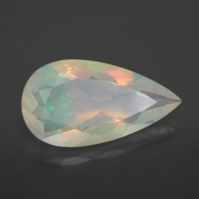 Opala multicolorido natural 2,73ct, formato de pêra, transparente