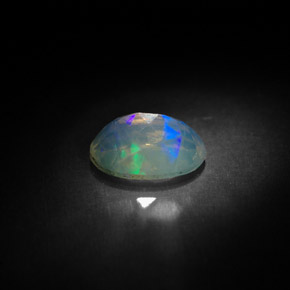 Opala multicolorido natural 0,83ct, transparente, transparente/translúcido