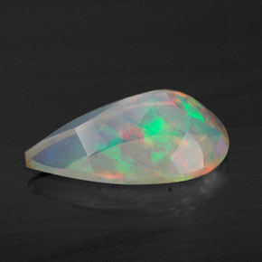 Opala multicolorido natural 1,63ct, formato de pêra, transparente