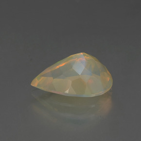 Opala multicolorido natural 1,68ct, formato de pêra, transparente
