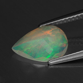 Opala multicolorido natural 1,26ct, formato de pêra, transparente