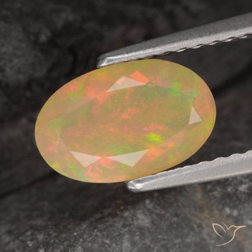 0.86ct Natural Multicolorido Opala, oval, Translúcido