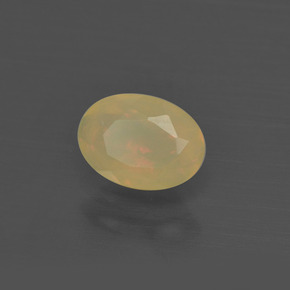 Opala multicolorido natural 0,48ct, corte oval, translúcido