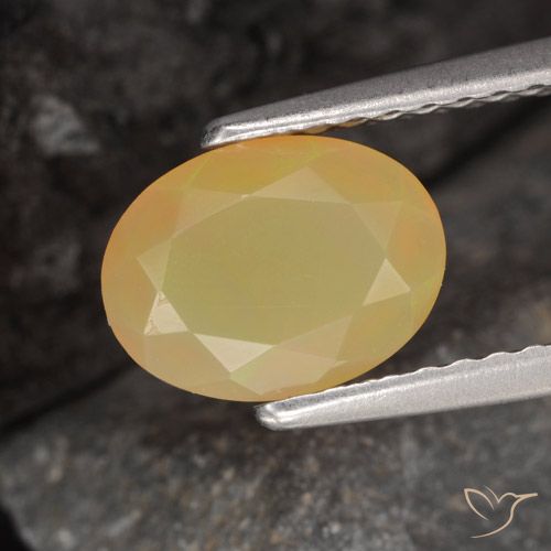 0.87ct Natural Multicolorido Opala, oval, Translúcido