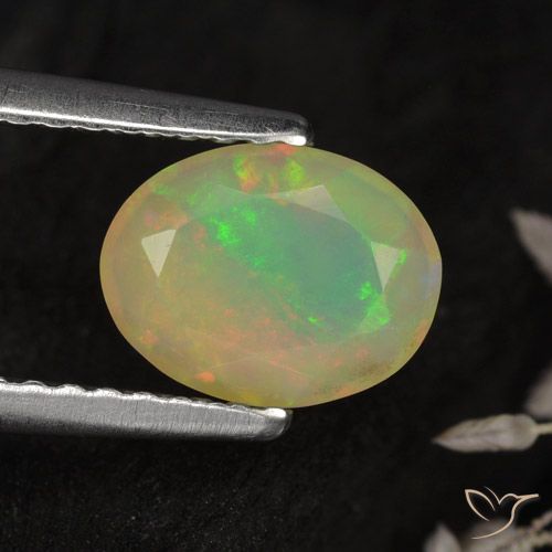 0.75ct Natural Multicolorido Opala, oval, Translúcido