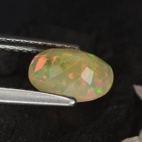 Opala amarelo natural 0,72ct, corte oval, translúcido