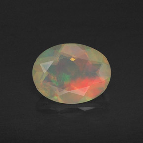 Opala multicolorido natural 0,74ct, corte oval, translúcido