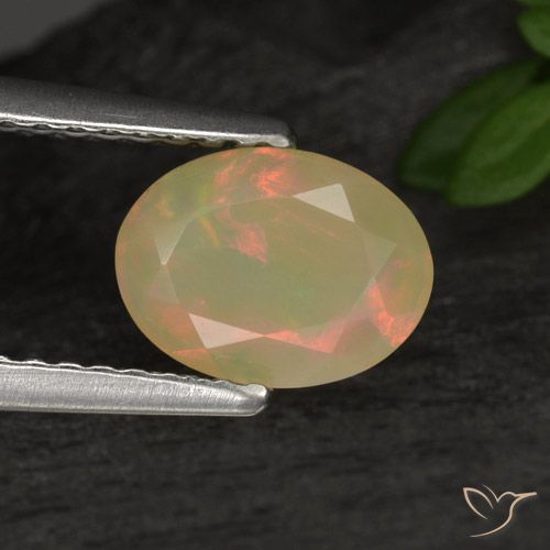 0.79ct Natural Multicolorido Opala, oval, Translúcido