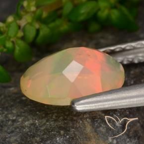 Opala Multicolorido Natural 0.71ct, oval, Transparente
