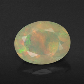 Opala multicolorido natural 0,80ct, corte oval, transparente