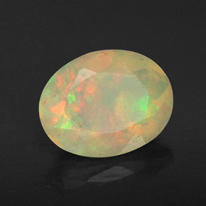 Opala multicolorido natural 0,80ct, corte oval, transparente