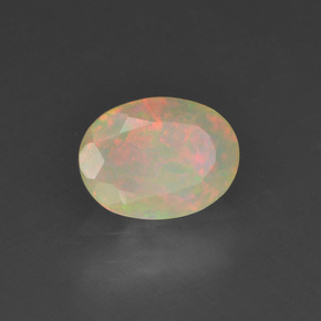 Opala multicolorido natural 0,63ct, corte oval, translúcido
