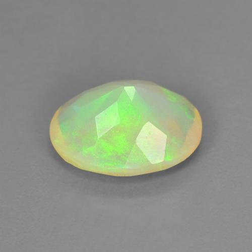 Opala multicolorido natural 1,13ct, corte oval, translúcido