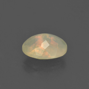 Opala multicolorido natural 1,20ct, corte oval, translúcido
