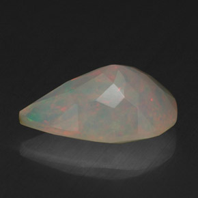 Opala multicolorido natural 1,74ct, formato de pêra, transparente