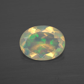Opala multicolorido natural 0,86ct, corte oval, transparente