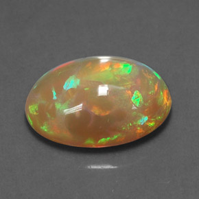 Opala multicolorido natural 2,23ct, corte oval, translúcido
