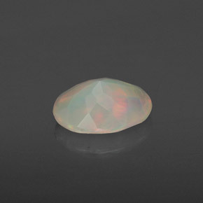 Opala multicolorido natural 0,65ct, transparente, transparente/translúcido