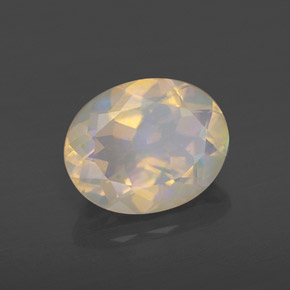 Opala multicolorido natural 1,70ct, corte oval, transparente