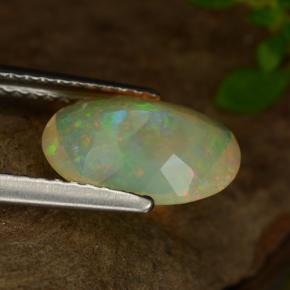 Opala multicolorido natural 1,26ct, corte oval, transparente
