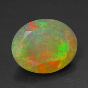 Opala multicolorido natural 2,00ct, corte oval, transparente