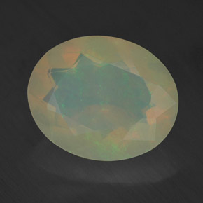 Opala multicolorido natural 2,09ct, corte oval, transparente