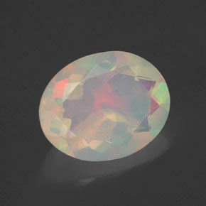 Opala multicolorido natural 2,02ct, corte oval, transparente