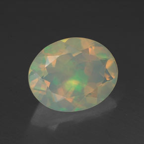 Opala multicolorido natural 1,37ct, corte oval, transparente