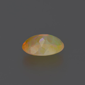 Opala multicolorido natural 1,62ct, corte oval, transparente
