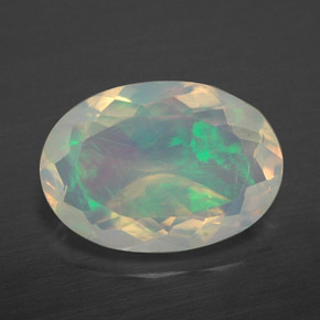 Opala multicolorido natural 2,27ct, corte oval, transparente