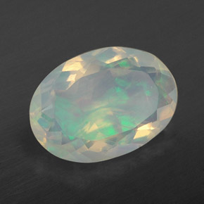 Opala multicolorido natural 2,27ct, corte oval, transparente