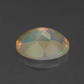 Opala multicolorido natural 1,63ct, corte oval, transparente