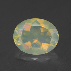 Opala multicolorido natural 1,66ct, corte oval, transparente