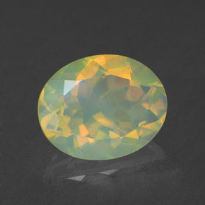 Opala multicolorido natural 1,66ct, corte oval, transparente