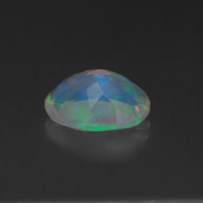 Opala multicolorido natural 1,15ct, corte oval, transparente