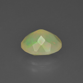 Opala multicolorido natural 1,24ct, corte oval, translúcido