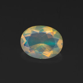 Opala multicolorido natural 0,99ct, corte oval, transparente
