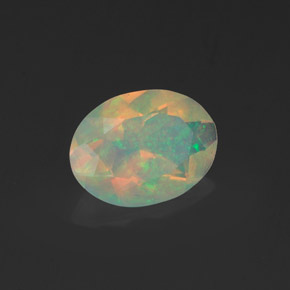 Opala multicolorido natural 0,91ct, corte oval, transparente