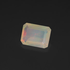 Opala multicolorido natural 1,36ct, corte esmeralda, transparente