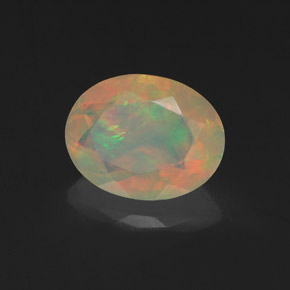 Opala multicolorido natural 1,14ct, corte oval, transparente