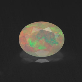 Opala multicolorido natural 1,04ct, corte oval, transparente