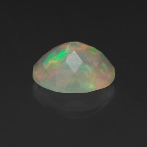Opala multicolorido natural 1,28ct, corte oval, transparente
