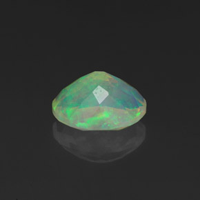Opala multicolorido natural 1,29ct, corte oval, transparente