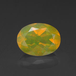 Opala multicolorido natural 0,98ct, corte oval, transparente