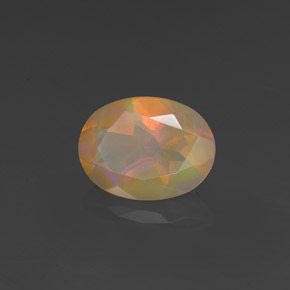 Opala multicolorido natural 0,88ct, corte oval, transparente
