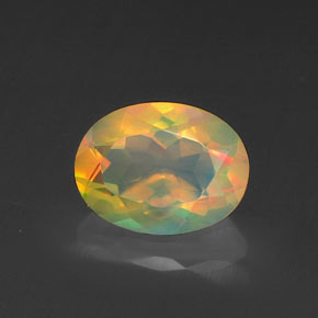 Opala multicolorido natural 0,95ct, corte oval, transparente