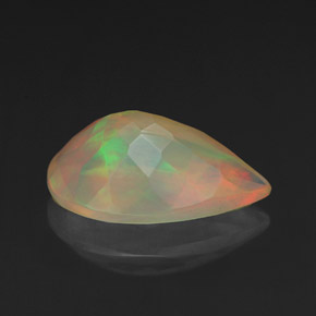 Opala multicolorido natural 1,84ct, formato de pêra, transparente