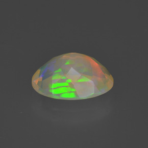 Opala multicolorido natural 1,47ct, corte oval, transparente