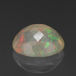 Opala multicolorido natural 1,79ct, corte oval, translúcido